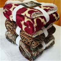 warm-and-luxury-flannel-fleece-sherpa-fleece.jpg_220x220_看图王